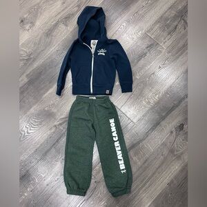 Beaver Canoe Sweatsuit Set - Kids size 4T